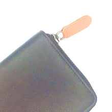 Load image into Gallery viewer, PUR-1ZA  Genuine Kid Leather 8 card RFID protected zip around ladies purse - Black / Pumpkin